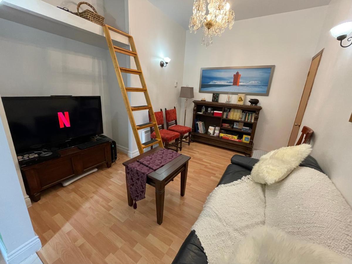 El Mediterraneo Homestay Montreal